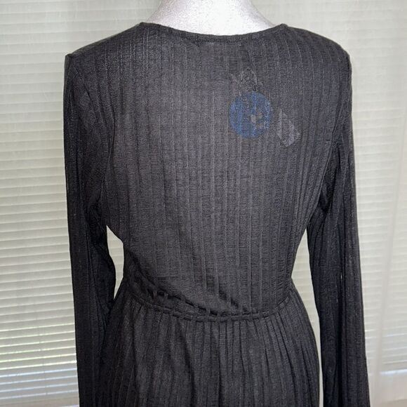 CUPSHE M Black V-Neck Long Sleeve Knit Ribbed Swim Cover-up Ruffle Dress - Picture 4 of 14